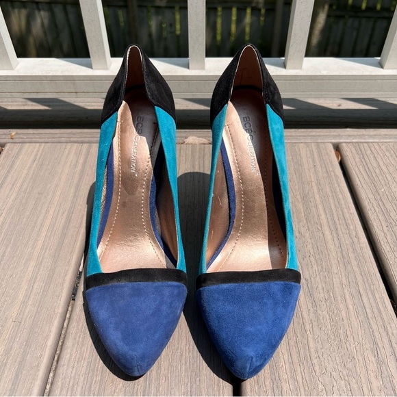 BCBGeneration Elegant Blue and Black Women's Heels - Picture 6 of 11